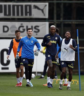 Fenerbahçe’de Eyüpspor hazırlıkları sürüyor