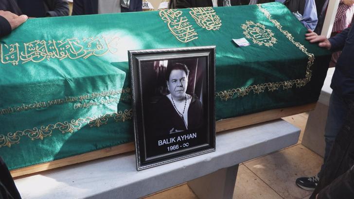 İstanbul - Balık Ayhan son yolculuğuna uğurlandı