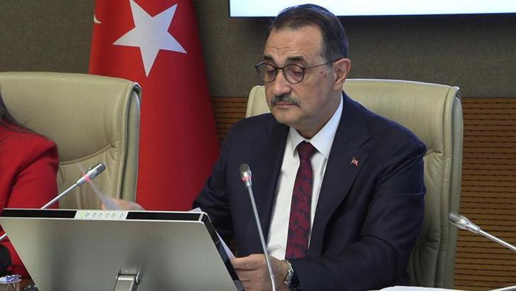 AK Partili Dönmez: Raporumuz, Türkiye'nin yapay zeka politikalarına yön verecek