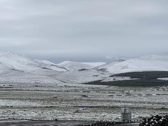 Ardahan'ın yüksek kesimlerinde kar yağışı