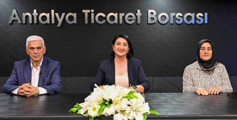 'Çiftçi yoksa ekmek de yok'