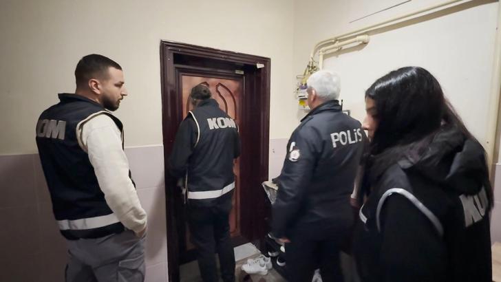 Ücret karşılığı ehliyet sınavına giren suç örgütüne operasyon: 12 gözaltı