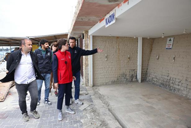 Ilıca Plajı'nda yaz hazırlıkları sürüyor