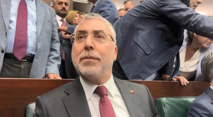 Bakan Işıkhan: Ev kadınlarına emeklilik hakkı tanıyacağız