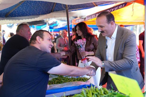 Konyaaltı Belediyesi, Dünya Çiftçiler Günü'nde üretici pazarı kurdu