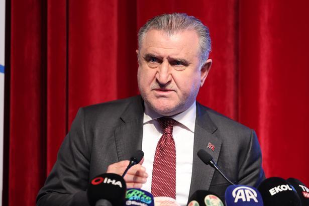 Bakan Bak: Obezite gerçeğini unutmamamız lazım