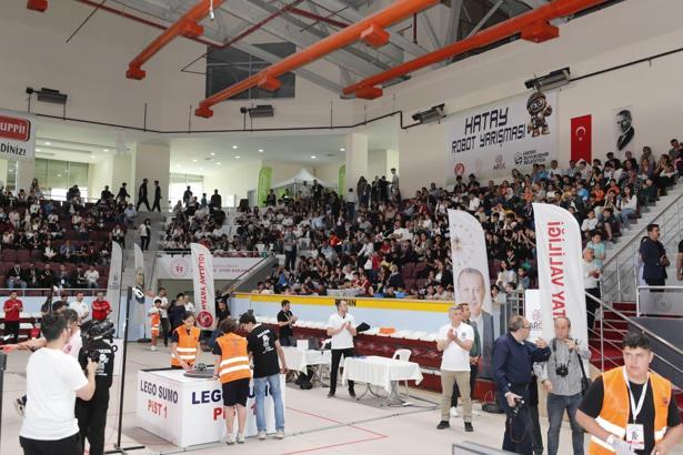 Hataybot robot yarışması başladı