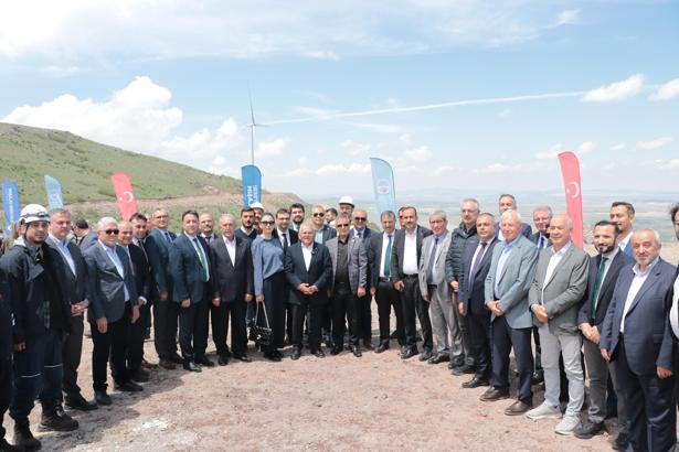 Kayseri'de ulaşımdaki elektrikli araçlarda kullanılacak RES projesi tanıtıldı