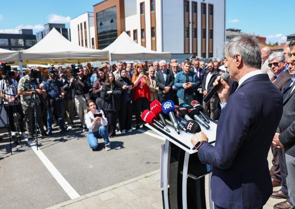 Kahverengi kokarcaya karşı üretilen 'tutSAK' çiftçilere dağıtıldı