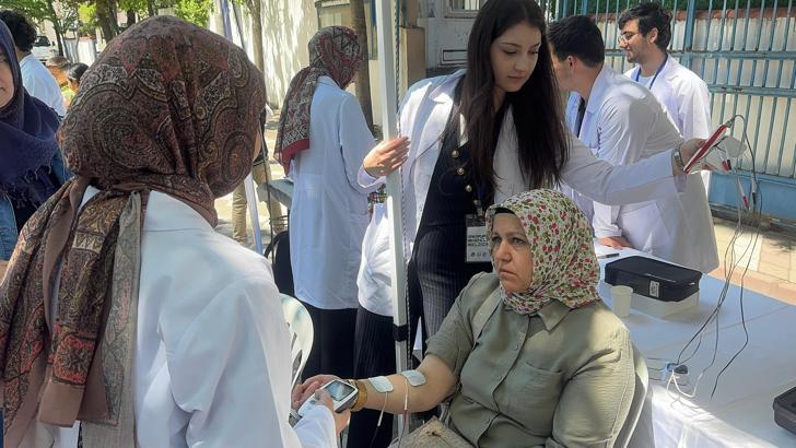 Pamukova'da sağlık sokağı etkinliği