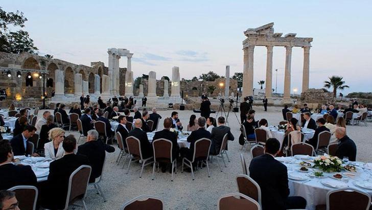 Bakan Fidan, bakanları antik kentte ağırladı