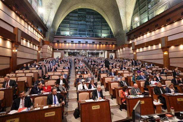 İstanbul - İstanbul'da suya yüzde 10 zam yapıldı