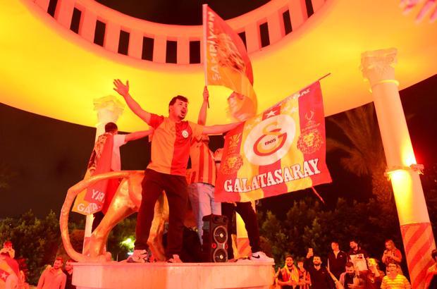 Mersin’de kupa sevinci