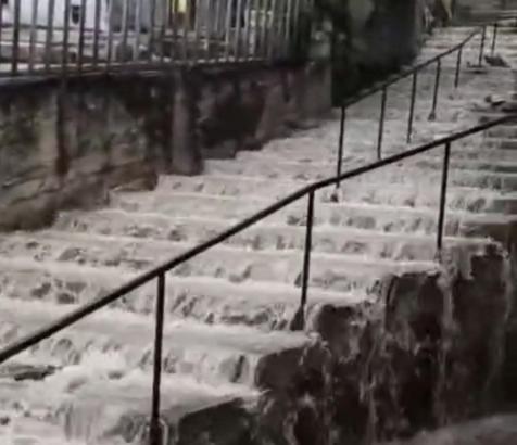 Hatay'da sağanak hayatı olumsuz etkiledi