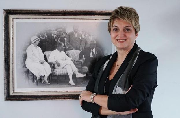 ‘A4 Challenge gibi akımlar, çocuklara bedenleriyle ilgili memnuniyetsizlik aşılayabilir’