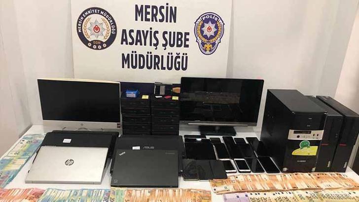 'Ucuz abonelik' bahanesiyle yabancıları dolandırmışlar; 10 gözaltı