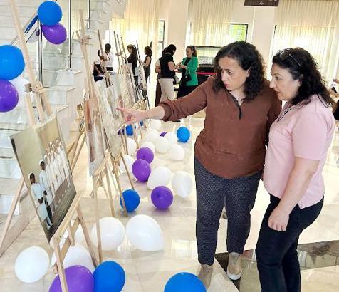 Hemşireler türkülerle neşelendi