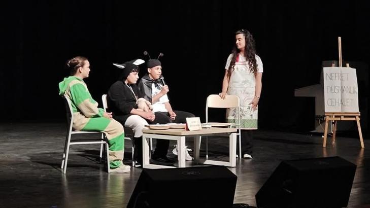 Kadirli'de kitap sevgisi aşılandı