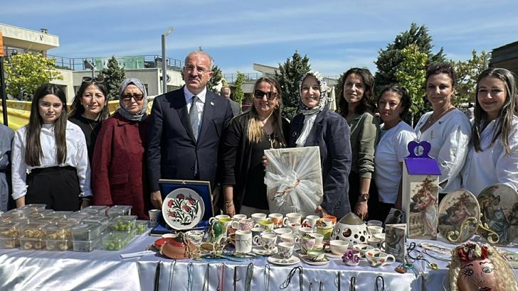 Bakan Yardımcısı Yenigün: Ailenin güçlenmesini, Türkiye'nin geleceğinin güçlenmesi olarak görüyoruz (3)