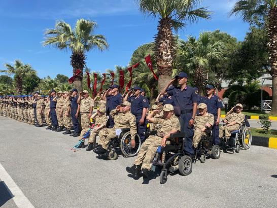 Aydın'da engelli bireylerin askerlik heyecanı