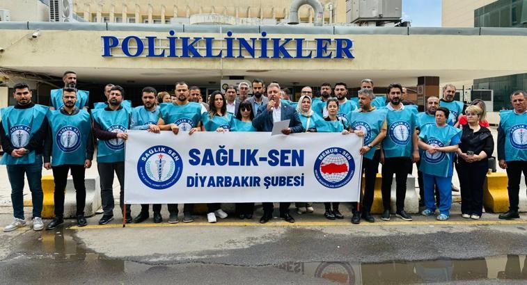 Ensarioğlu: Hemşire ve ebeler geçim kaygısıyla boğuşuyor