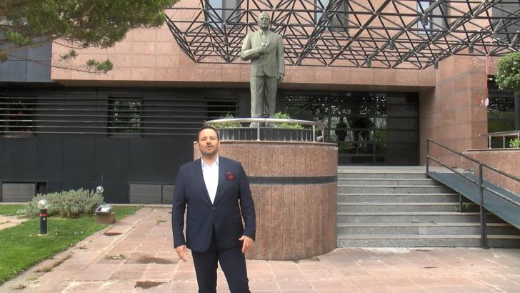 Dünyaca ünlü tenor Murat Karahan: Gençlerbirliği için yeni marş yolda