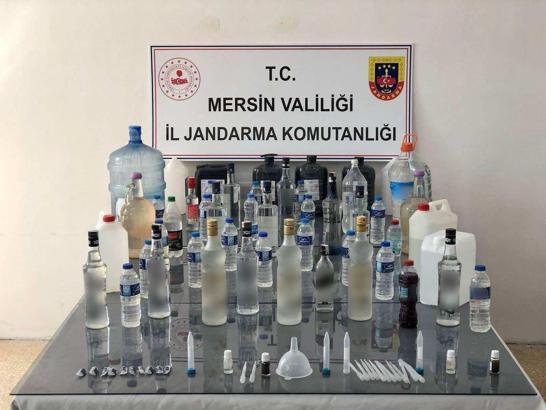 Mersin'de sahte içki operasyonu: 3 gözaltı