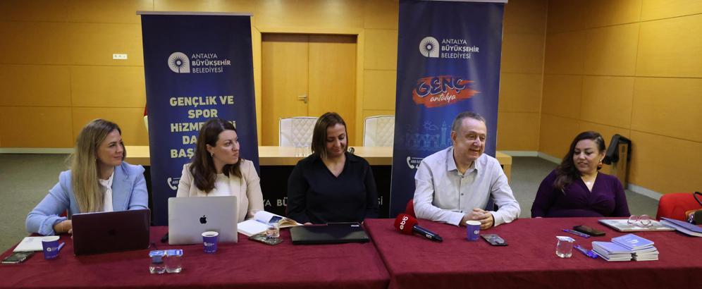 Büyükşehir gençlik çalışmalarını geliştiriyor