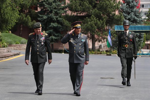 Genelkurmay Başkanı Orgeneral Gürak, Özbek mevkidaşı İminov ile görüştü