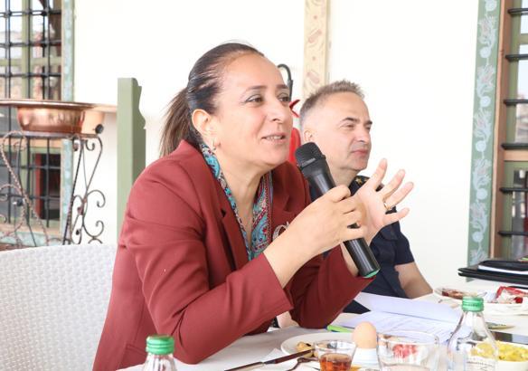 Vali Bilgihan gazetecilerle buluştu