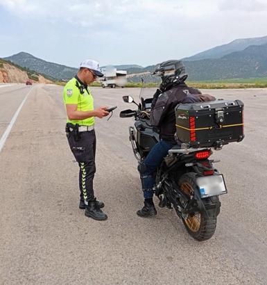 Antalya'da 2 haftada 37 bin 233 sürücüye ceza yazıldı