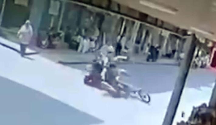 Manisa'da 3 motosiklet kazaya karıştı: 2 yaralı