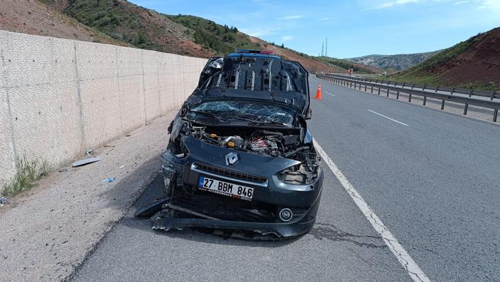 Sivas'ta ki ayrı trafik kazası: 1'i çocuk, 4 yaralı