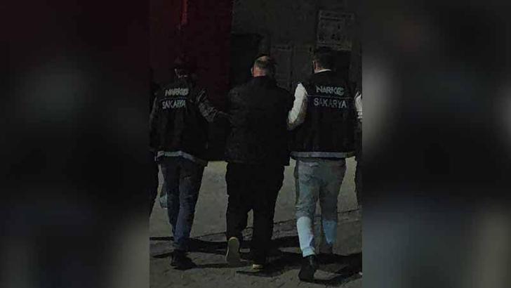 18 yıl 9 ay hapisle aranan hükümlü, peruk ve sahte pasaportla yakalandı