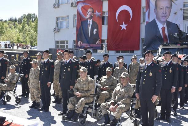 Bitlis'te özel gereksinimli bireyler 1 günlüğüne asker oldu