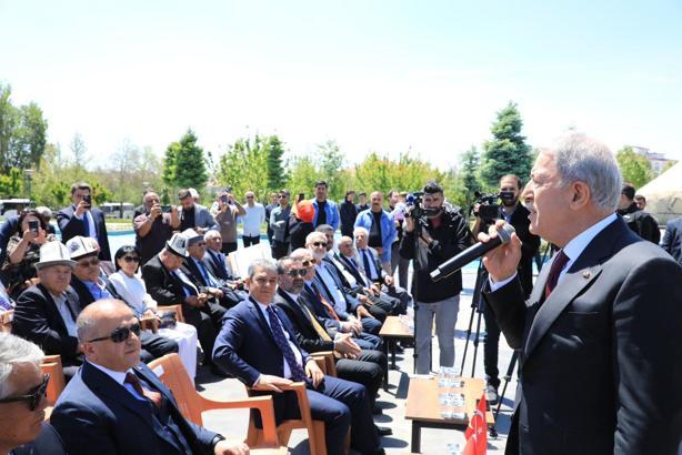 Hulusi Akar: Artık söz dinleyen değil, sözü dinlenen Türkiye var (2)