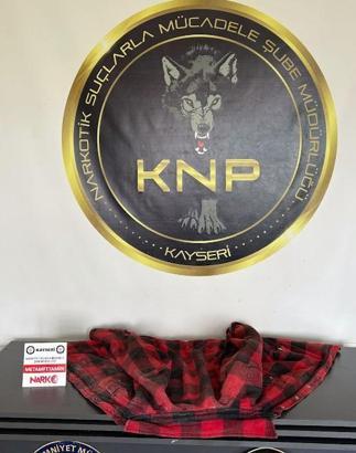 Kayseri'de, kıyafete emdirilmiş 1.4 kilo metamfetamin ele geçirildi; 3 tutuklama