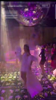 Kına gecesinde dev 'disko topu' yerinden koptu; gelin ve 2 kişi yaralandı