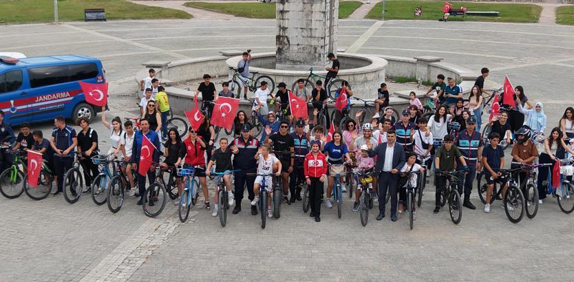 Gençlik Haftası'nda pedal çevirdiler