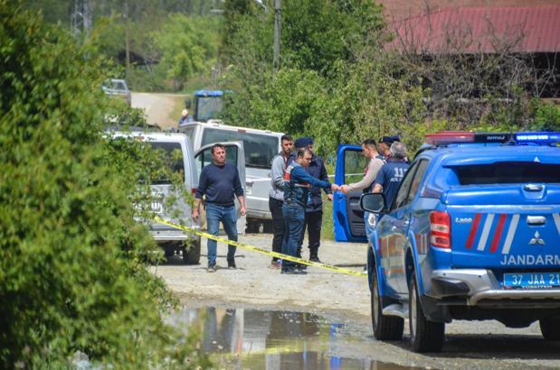 Tarladan dönen çifti, tabanca ile öldürdü