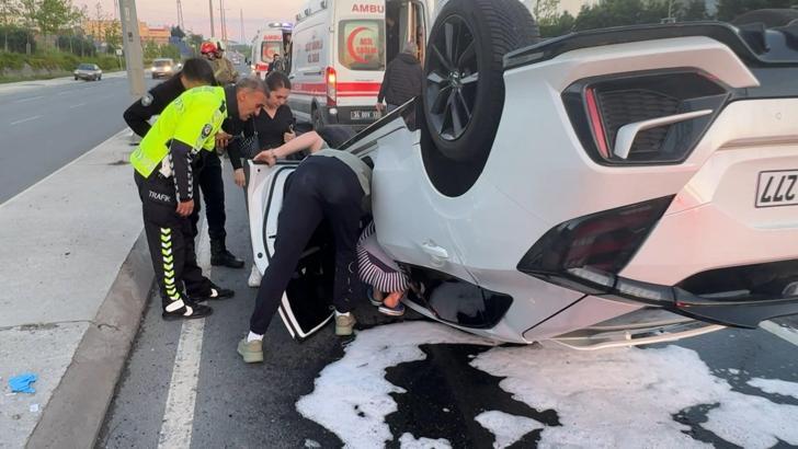 İstanbul - Beylikdüzü’nde iki otomobil çarpıştı: 3 yaralı