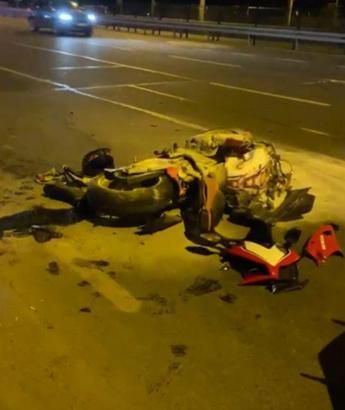 İstanbul - Fatih'te taksiye çarpan motosiklet sürücüsü hayatını kaybetti