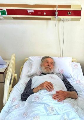 Kalça kemiği kırılan Ahmet Mekin hastaneye kaldırıldı / Ek fotoğraf