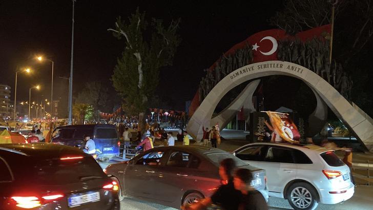 Osmaniye’de Galatasaray’ın şampiyonluğu coşkuyla kutlandı