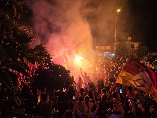 Hatay'da Galatasaraylı taraftarlar şampiyonluğu coşkuyla kutladı