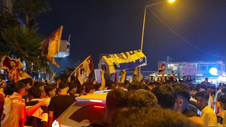 Hatay'da Galatasaraylı taraftarlar şampiyonluğu coşkuyla kutladı / Ek fotoğraflar