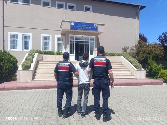 Kendisini MİT çalışanı olarak tanıtarak 10 milyon lira dolandıran şüpheli tutuklandı