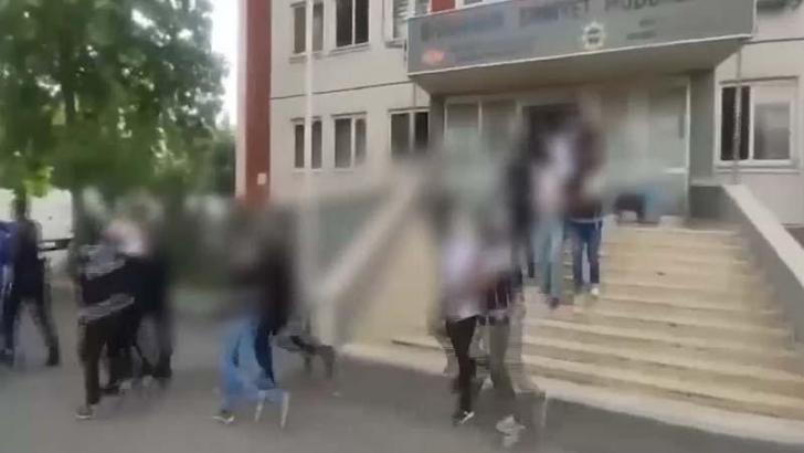 Diyarbakır merkezli 5 ilde silahlı organize suç örgütüne operasyon; 19 tutuklama