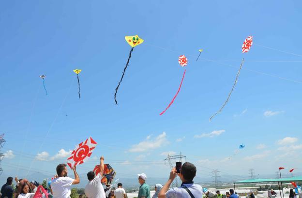 Serik'te Uçurtma Şenliği