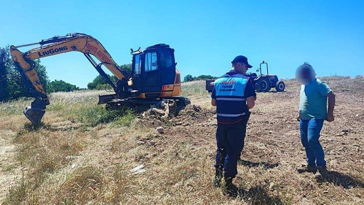 Aydın'da Hazine arazisinde kaçak kazıya 4 gözaltı